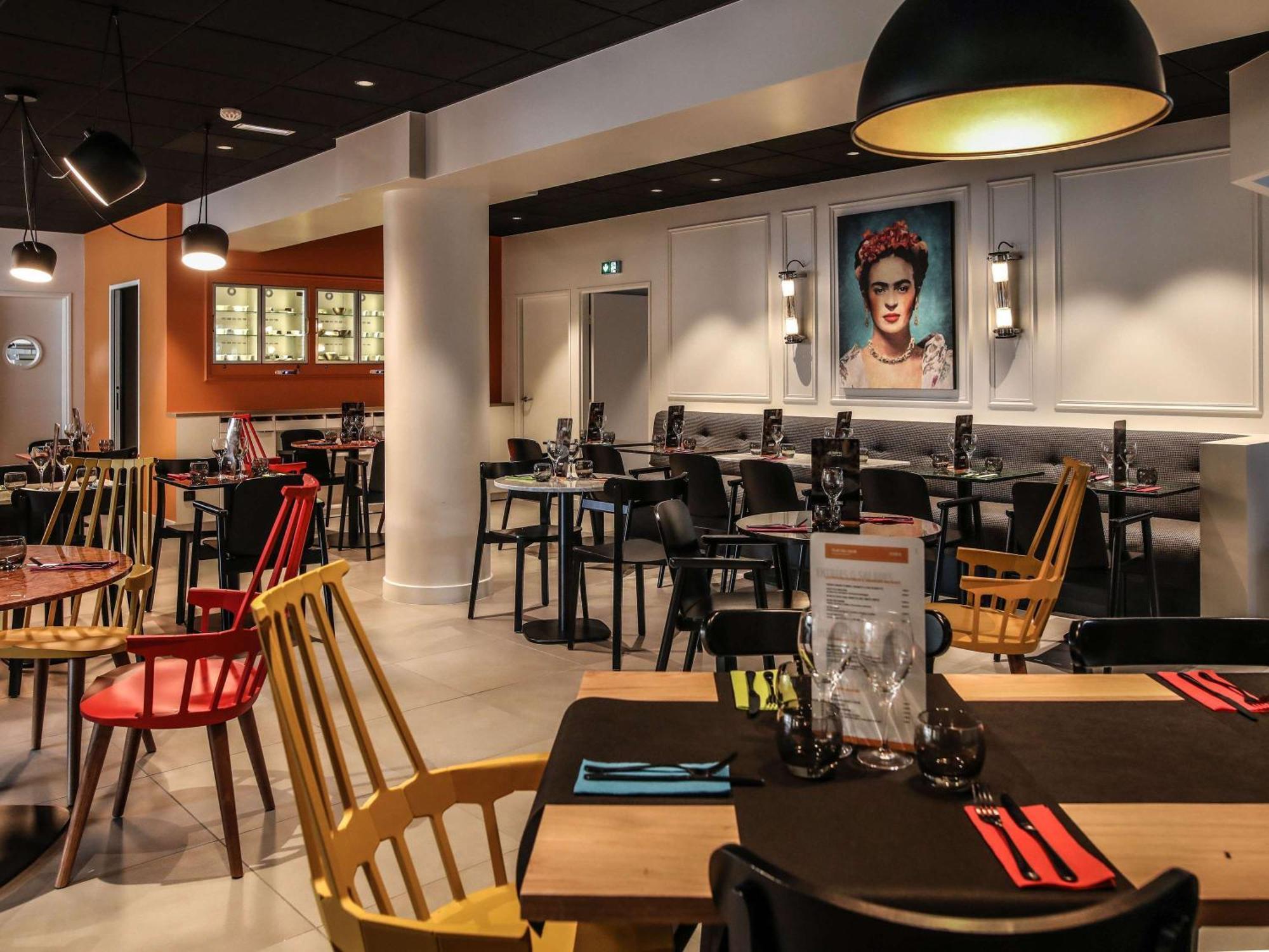 Ibis Styles Clermont-Ferrand Republique Hotell Exteriör bild